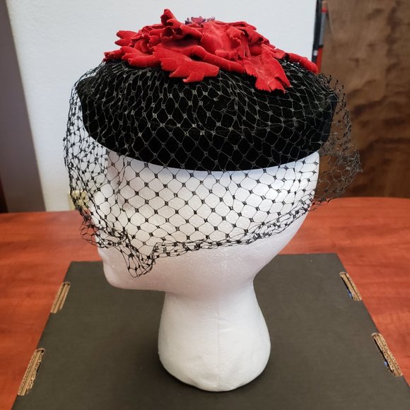 Beautiful Vintage Black Velvet Hat with Red Leaf Cluster on Top main image 8